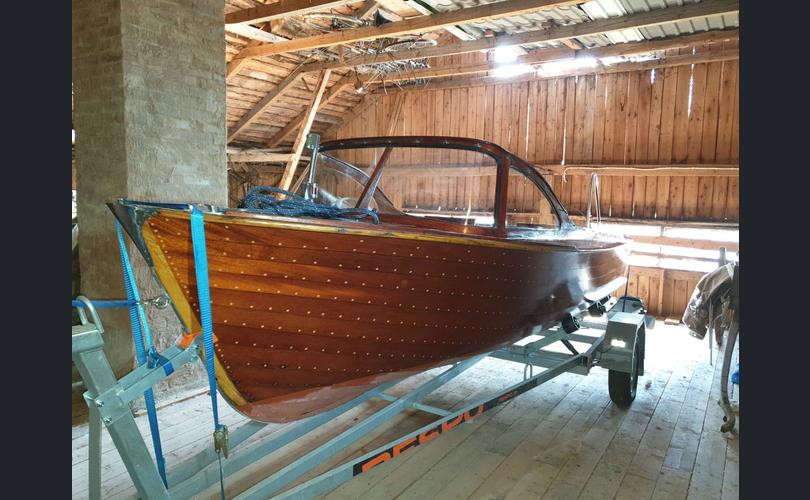 Mahonkivene Tuulilasivene-kuva-1